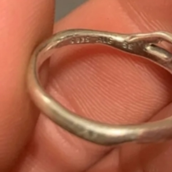 Pandora rings and matching clip - Picture 4 of 4